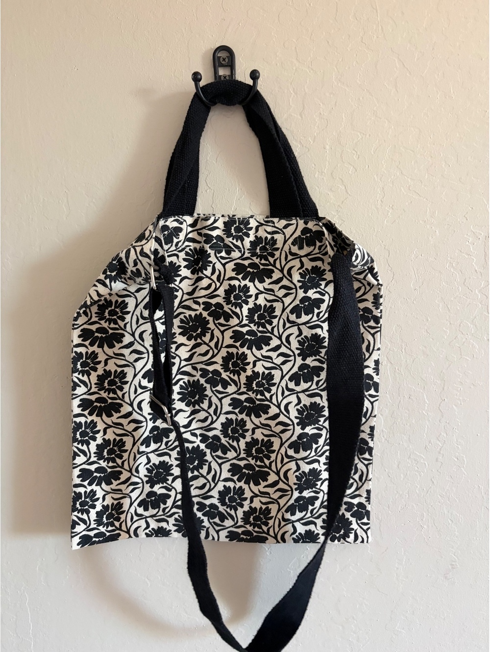 Boutique crossbody tote bab